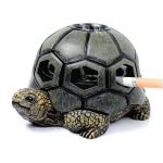 Cendrier résine tortue verte refermable, design élégant vert patiné et bronze.