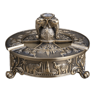 Cendrier de table grand acier, motifs thaïlandais éléphants sculptés, finition or.