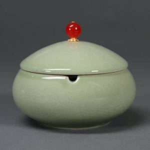 Cendrier rond en céramique avec couvercle – Bisma, vert