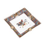 Cendrier cigare Abasto en céramique, carré losange, motifs ethniques polychromes, chevaux stylisés dorés.