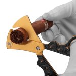 Ciseaux-à-cigares-gravés